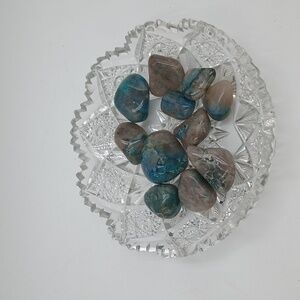 1 Quantum Quattro Stone Shuttakite Dioptase Malachite Smokey Quartz Chrysocolla